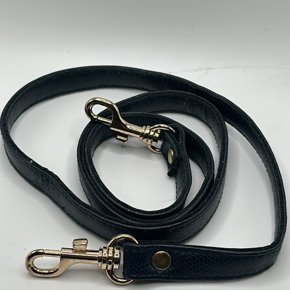 Replacement blue vegan leather blue strap with gold hardware - Picture 3 of 3